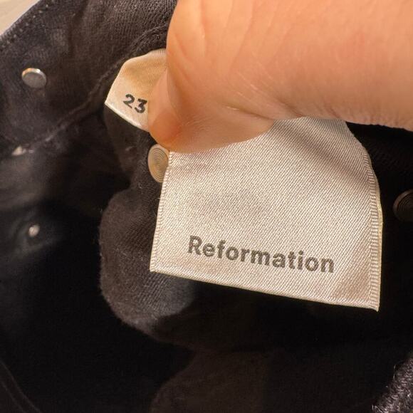 Reformation Julia Crop High Cigarette Jean - Picture 6 of 7